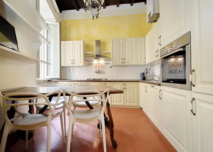 Vantaggio Apartment *